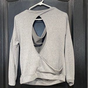 Steve Madden yoga sweatshirt